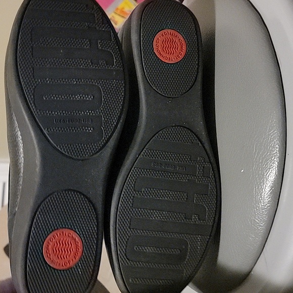 FITFLOP WOMENS SUPERBUCKLE CHELSEA BLACK LEATHER BOOTIES BNIB - Picture 3 of 7